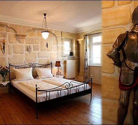 Knopf Und Knopf Erlebniswelt Otel Warthausen Oda fotoğraf